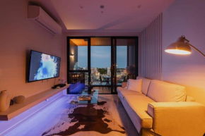 Vibrant Central City Apartment